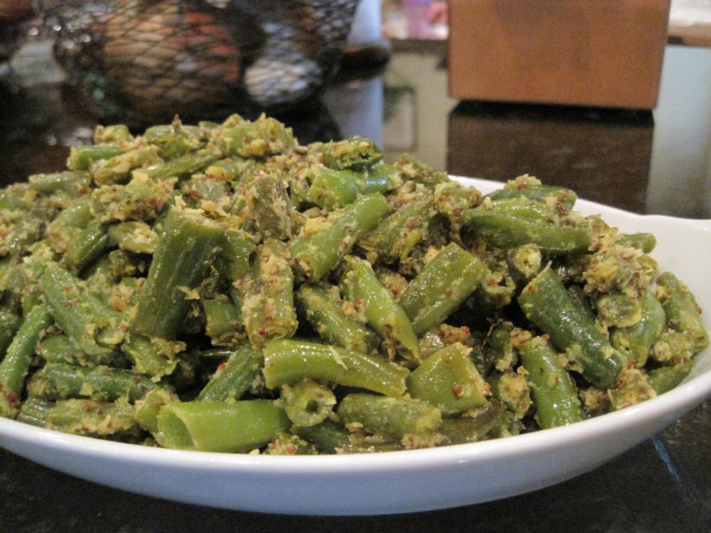 Bean with NarkelandShorshe I